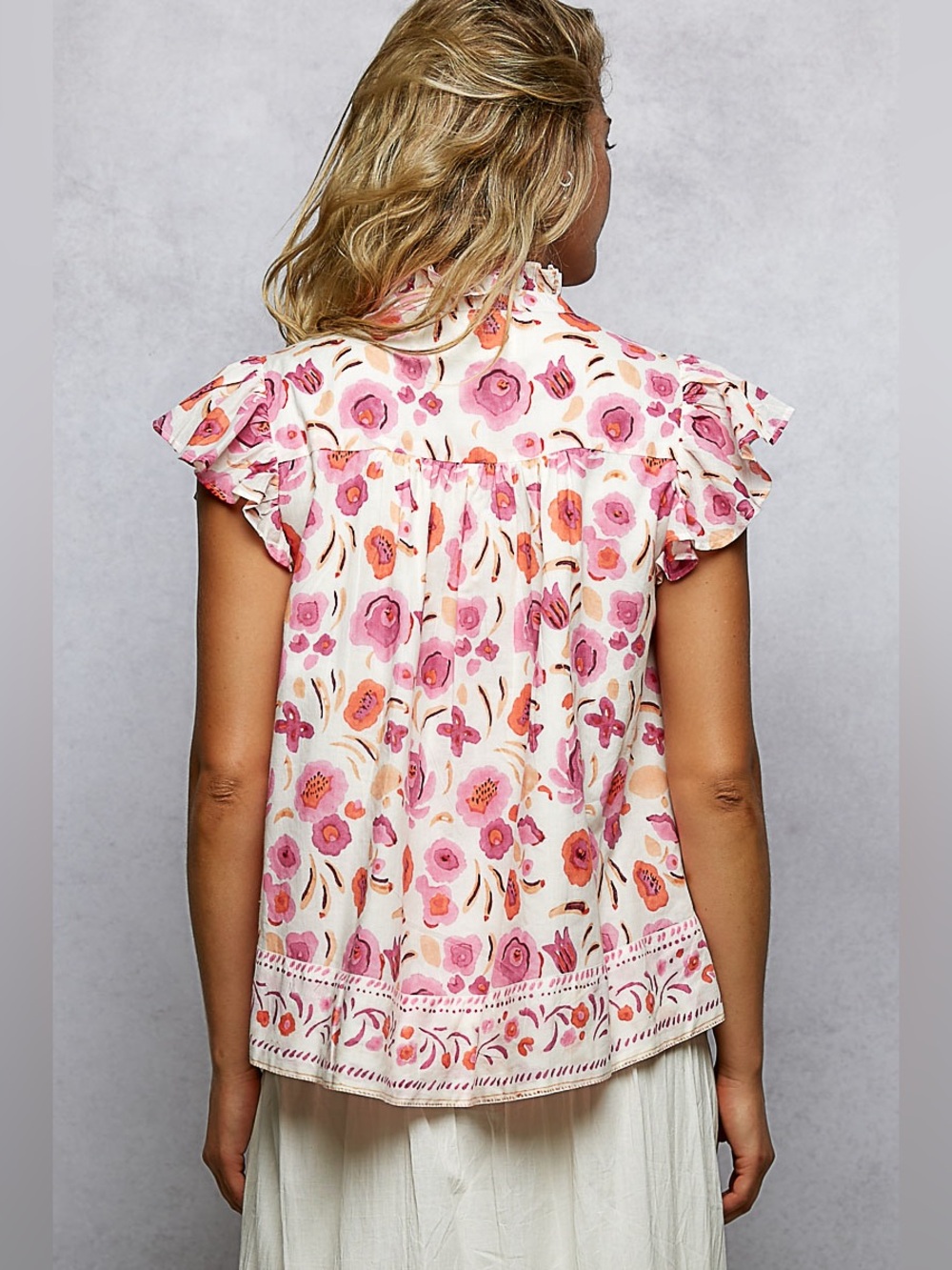 V-Neck Floral Shirred Ruffle Short Sleeve Top - Picture 3 of 4